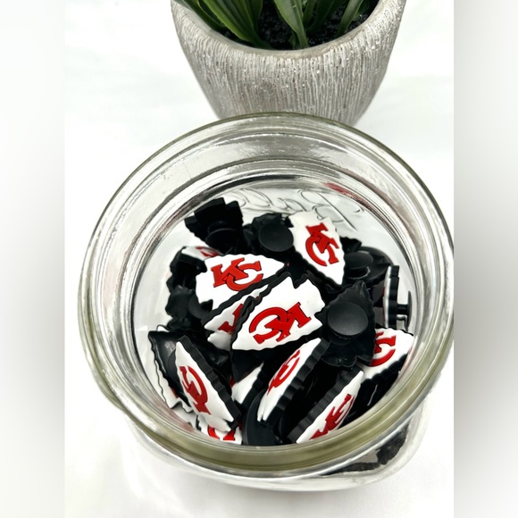 Kansas City Chiefs Crocs Charm - Picture 1 of 1